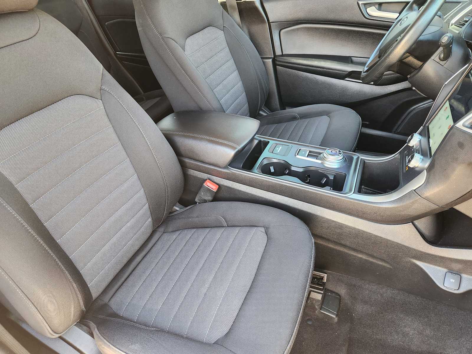 Thumbnail: 2022 Ford Edge - 14