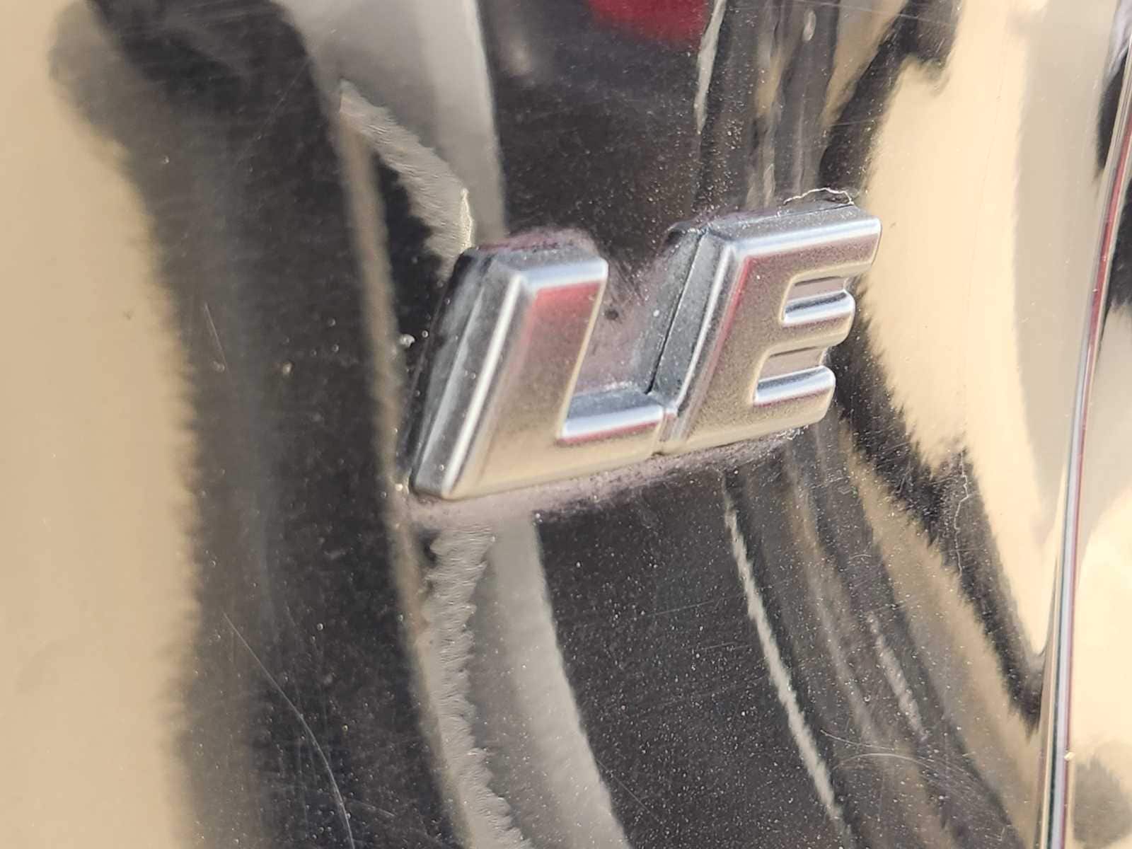 Thumbnail: 2021 Toyota RAV4 - 7