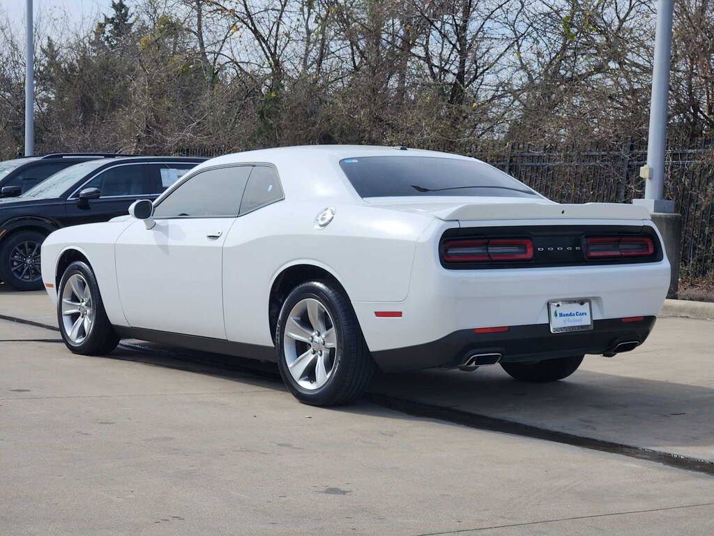 Used 2022 Dodge Challenger SXT Coupe