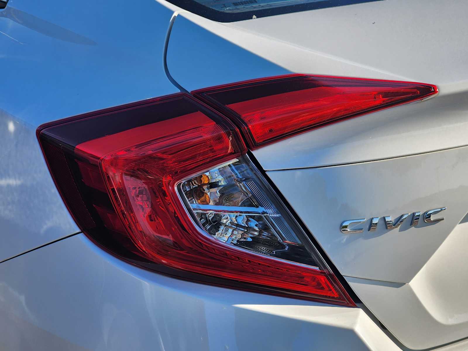 Thumbnail: 2016 Honda Civic - 12