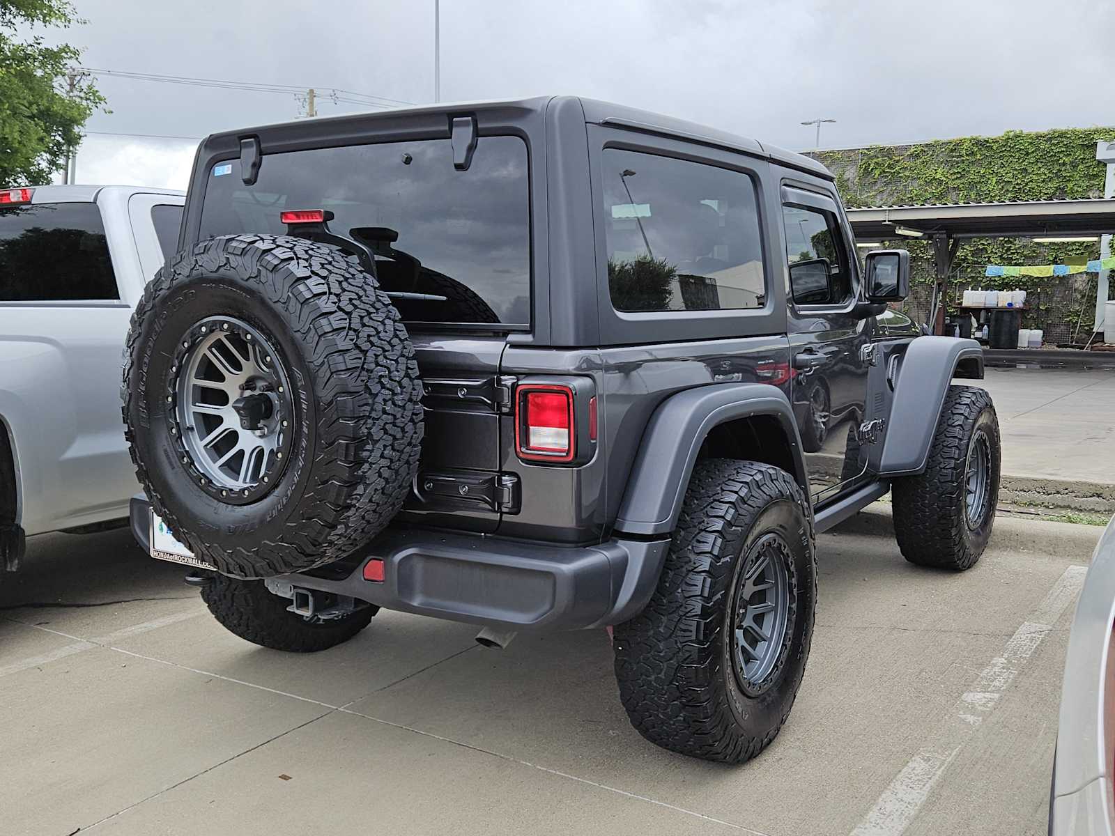 2024 Jeep Wrangler Sport 4