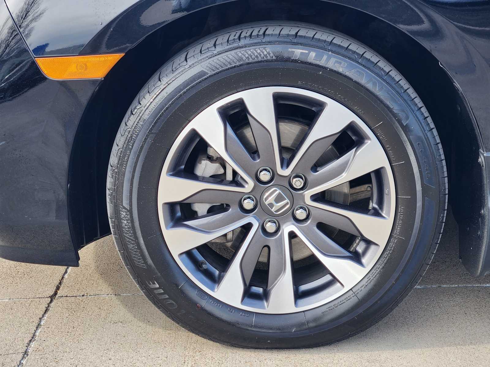 Thumbnail: 2023 Honda Odyssey - 23