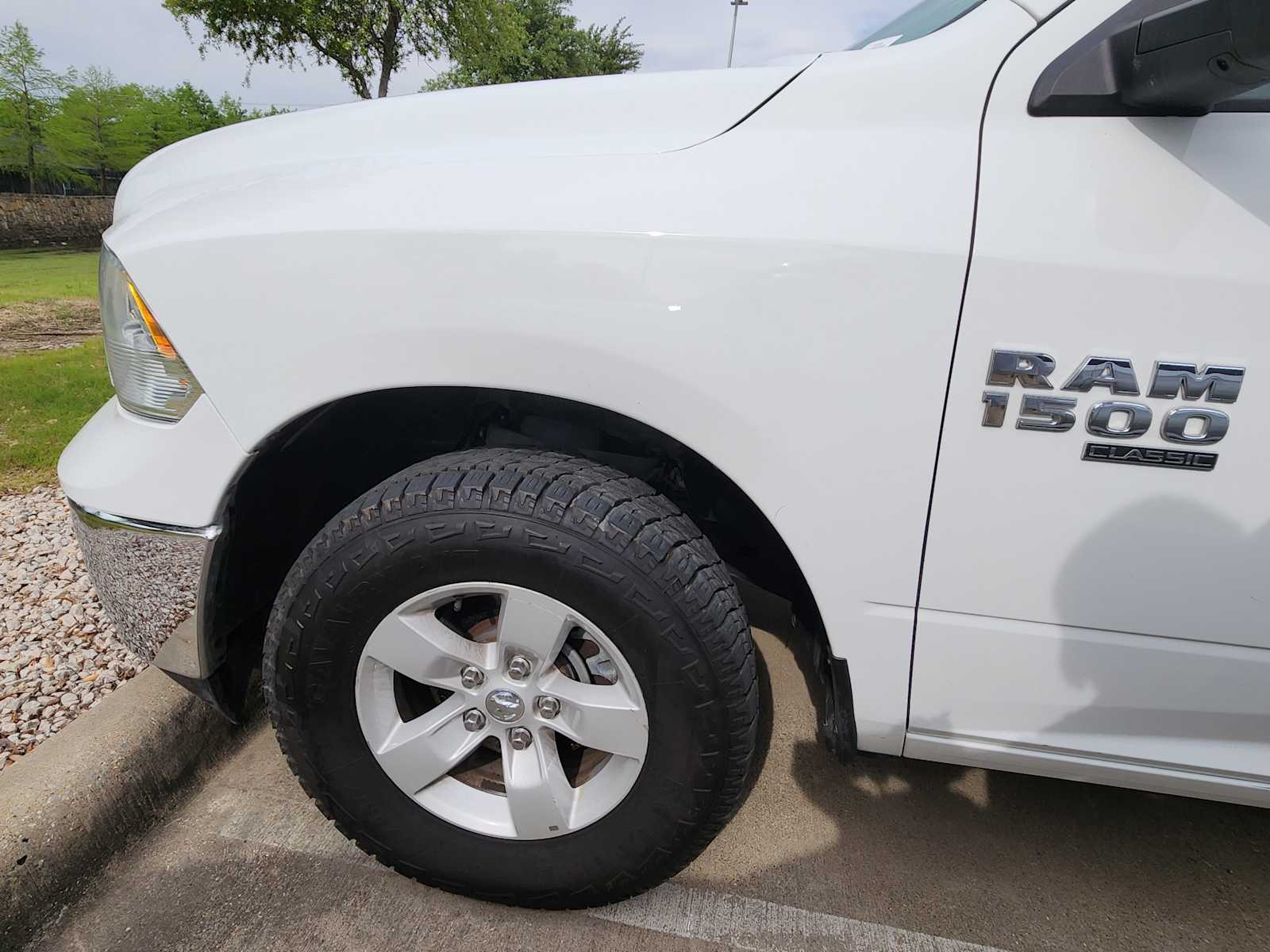 Thumbnail: 2022 RAM 1500 Classic - 10