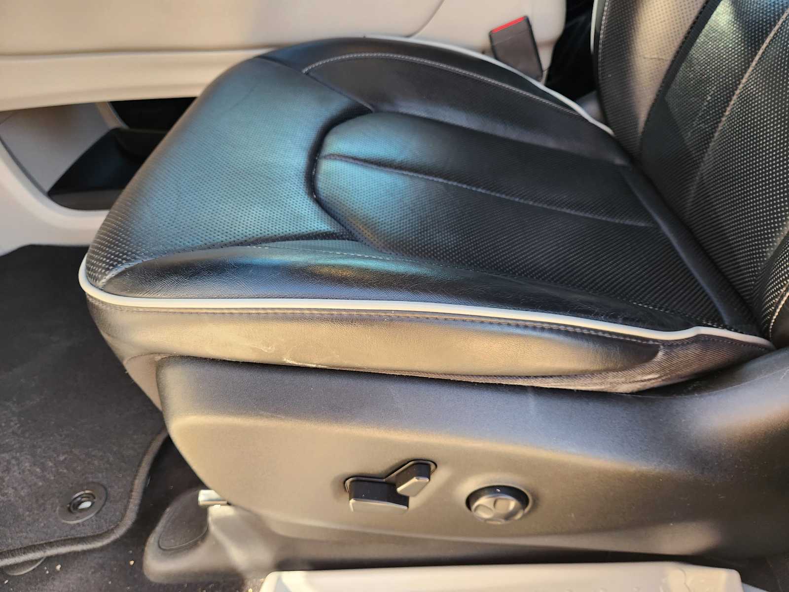 Thumbnail: 2022 Chrysler Pacifica - 31