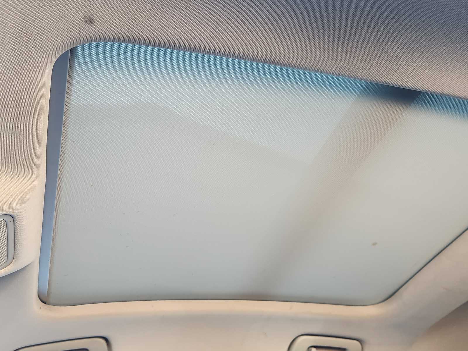 Thumbnail: 2015 Audi Q3 - 30