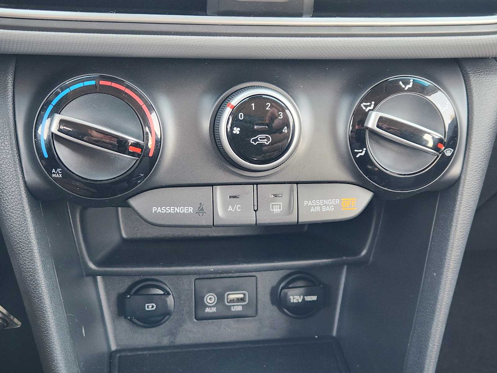 Thumbnail: 2020 Hyundai Kona - 26