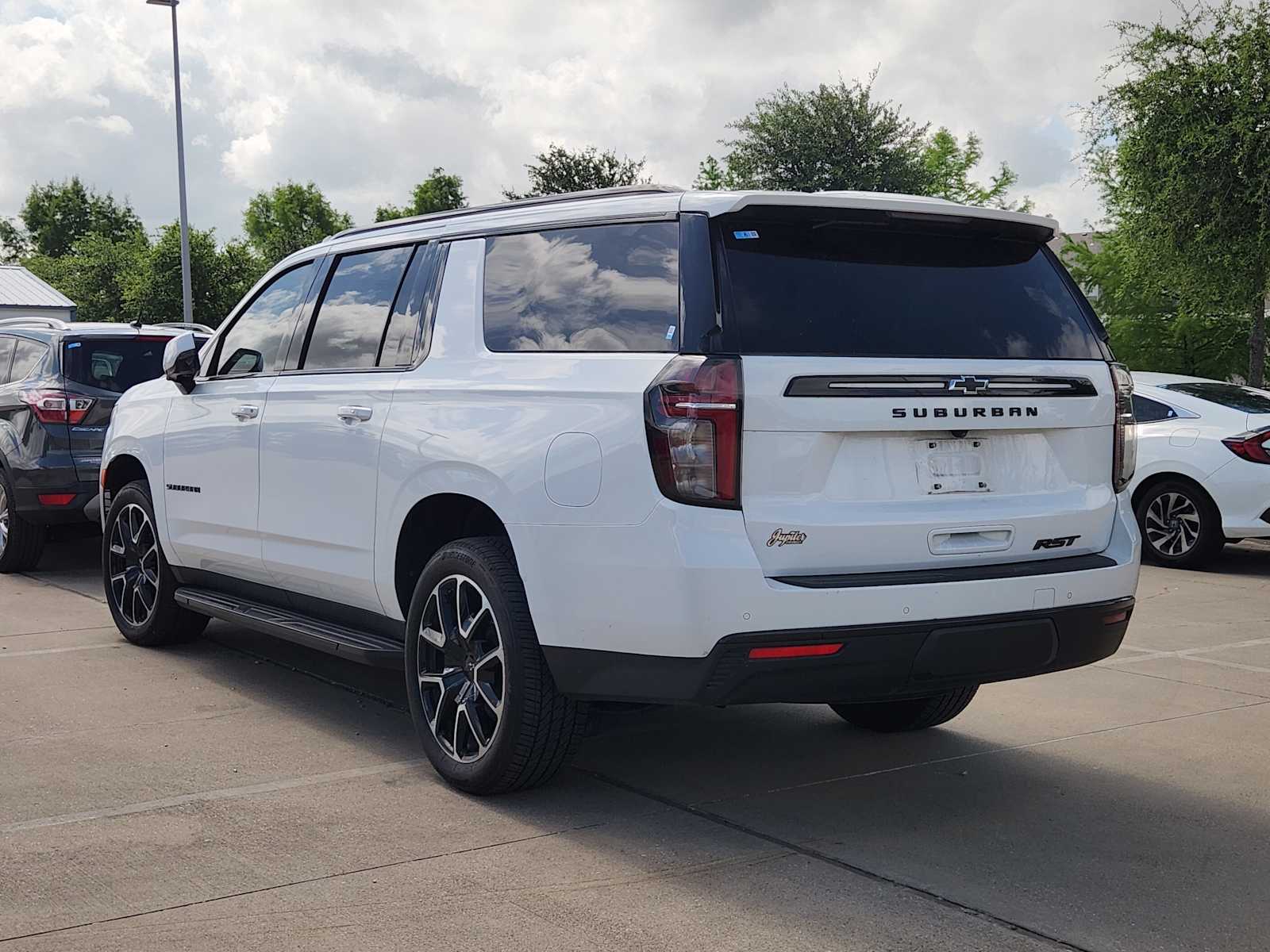 Thumbnail: 2024 Chevrolet Suburban - 6