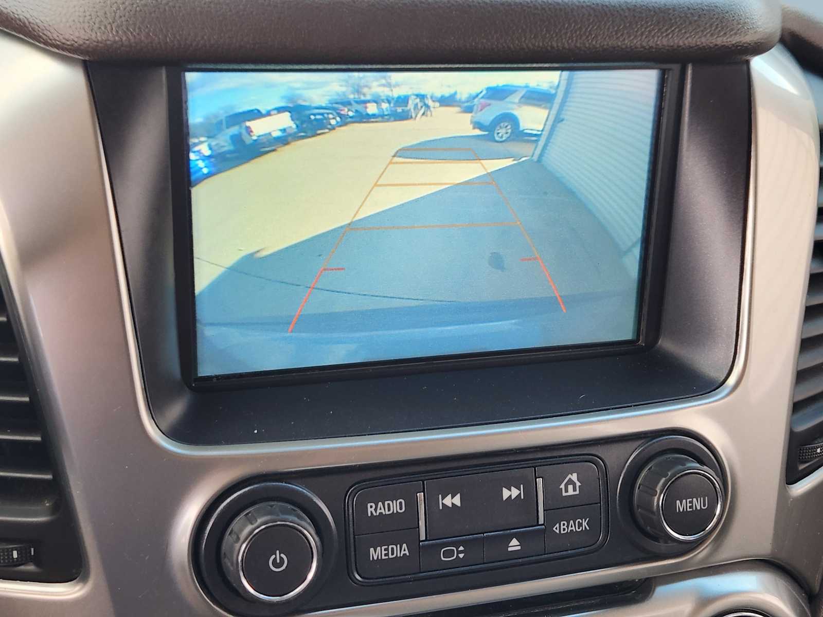 Thumbnail: 2019 Chevrolet Tahoe - 26