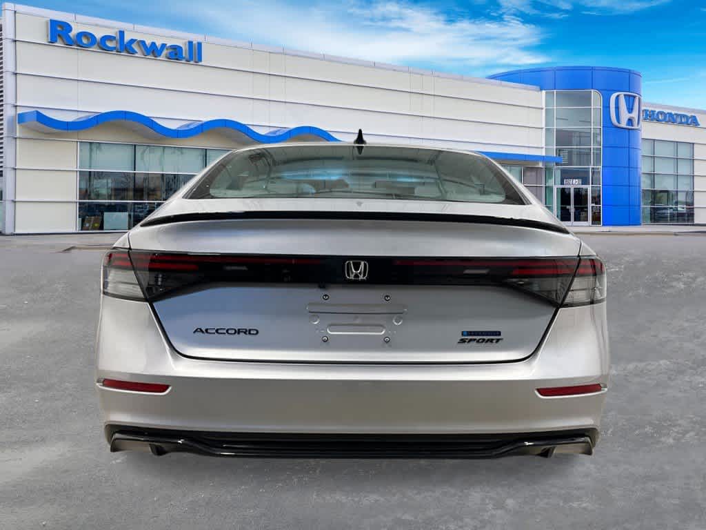 2026 Honda Accord Hybrid Sport-L - Photo 4