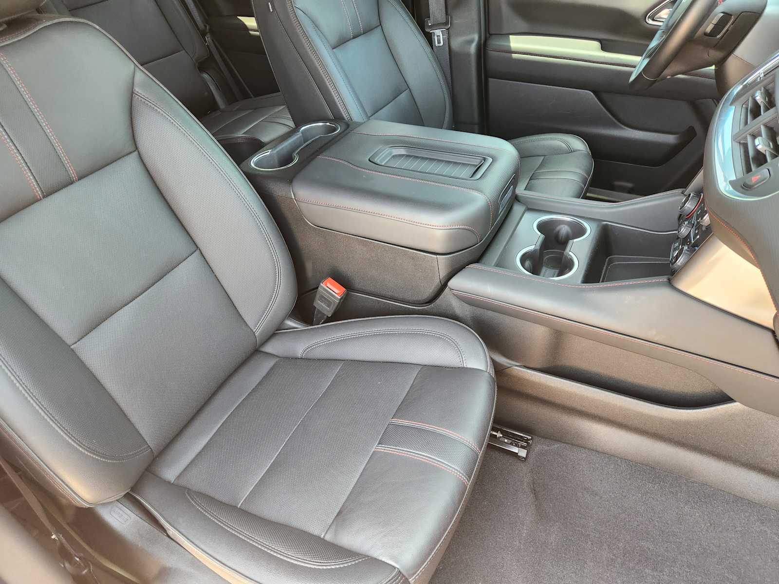 Thumbnail: 2023 Chevrolet Tahoe - 15