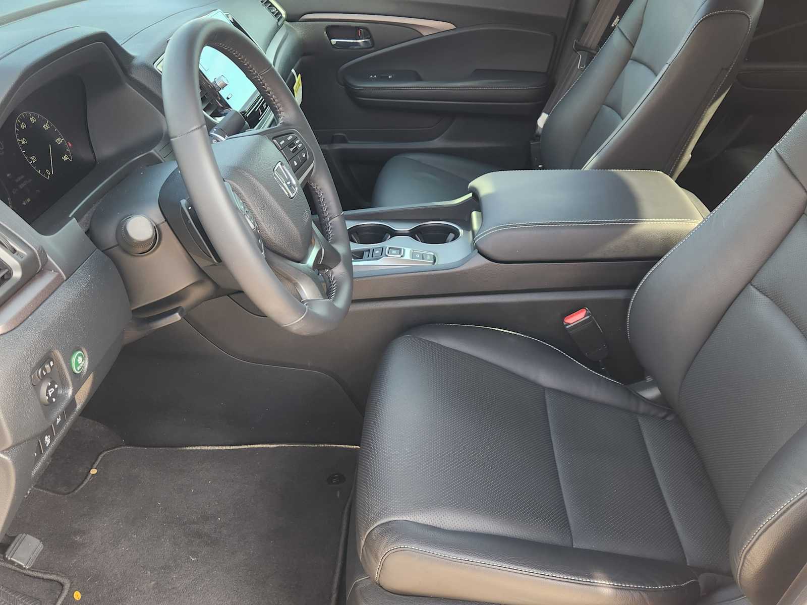 Thumbnail: 2025 Honda Ridgeline - 11