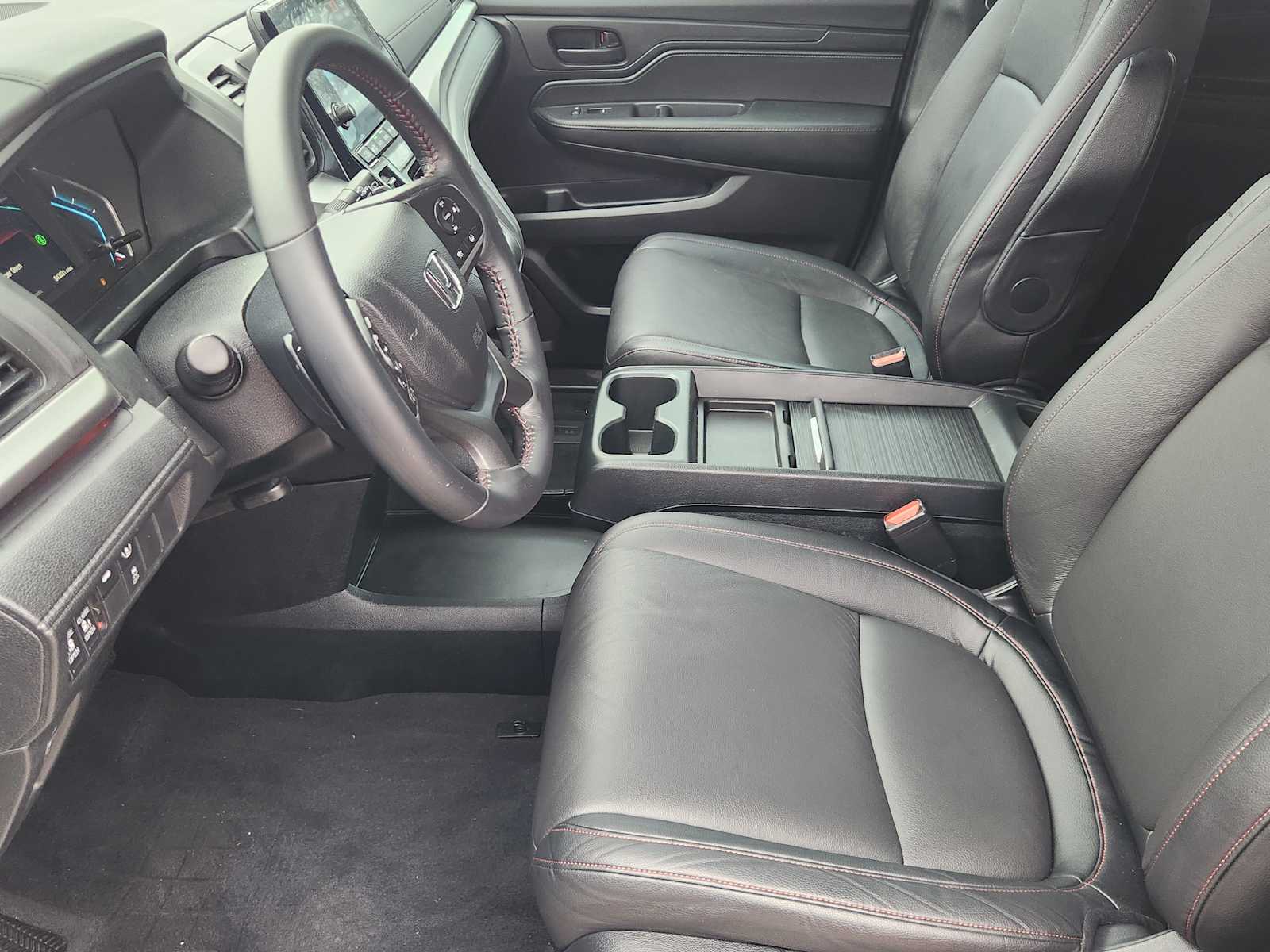 Thumbnail: 2023 Honda Odyssey - 11