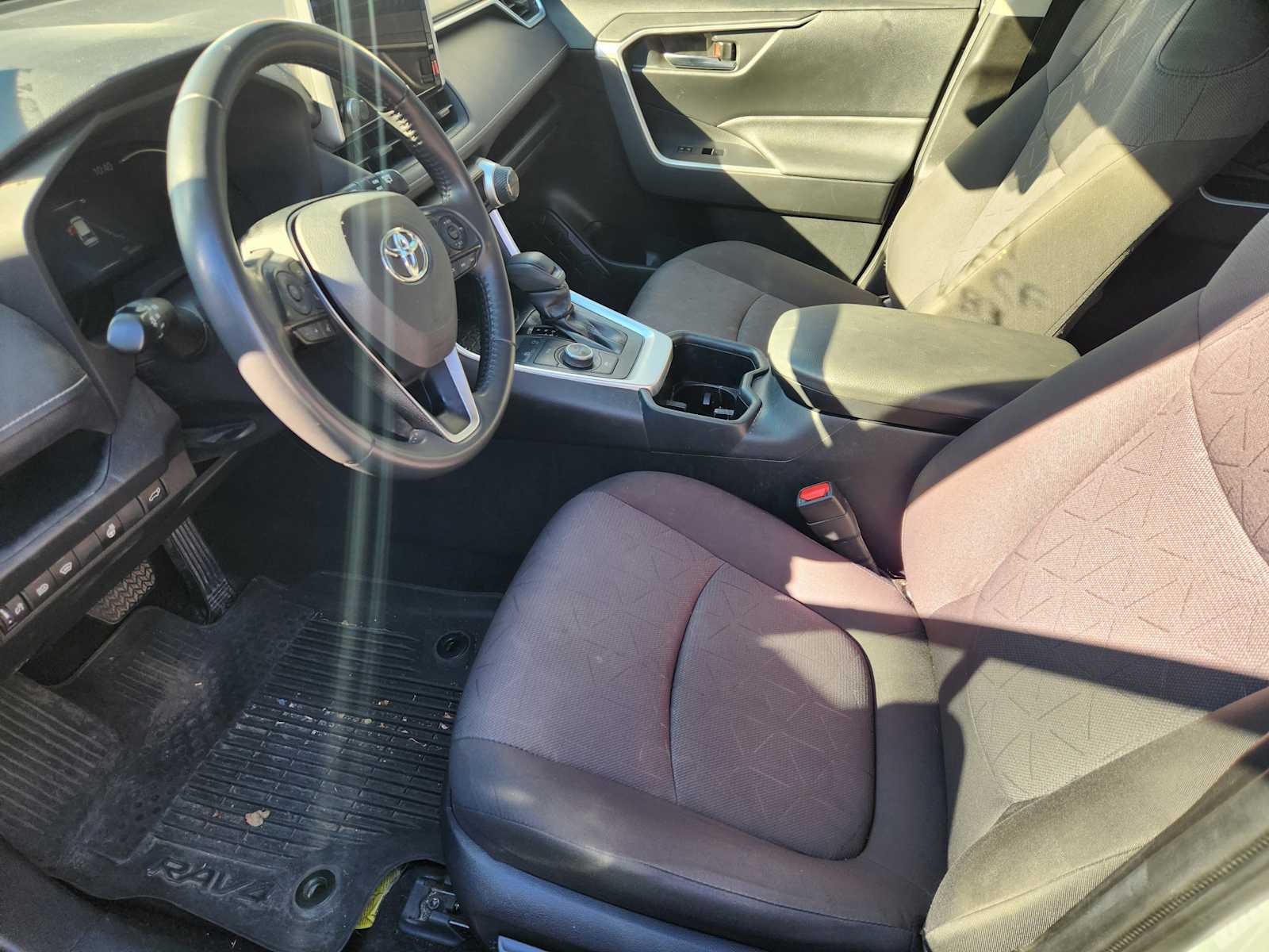 Thumbnail: 2023 Toyota RAV4 - 7