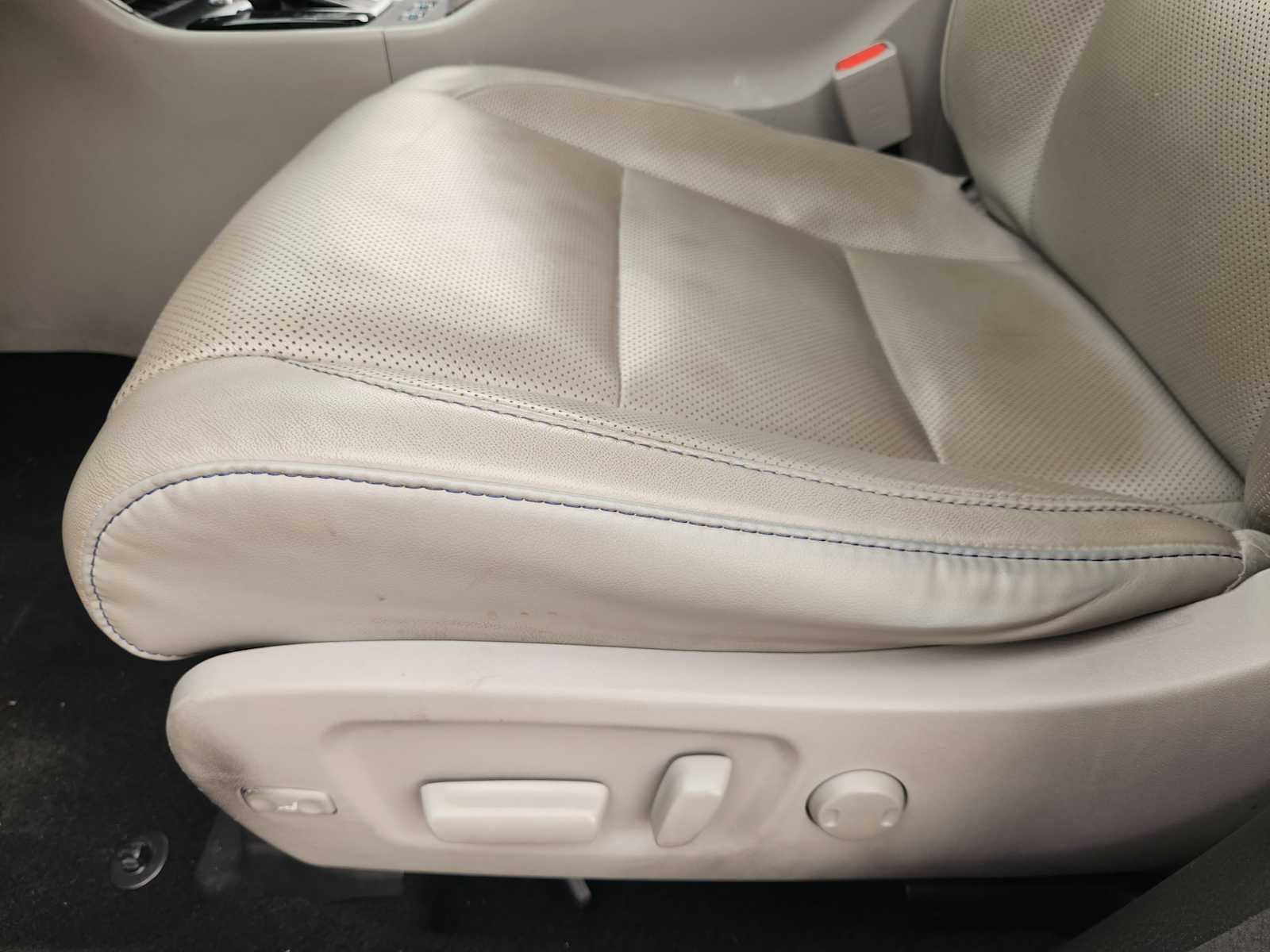 Thumbnail: 2018 Toyota Highlander - 29