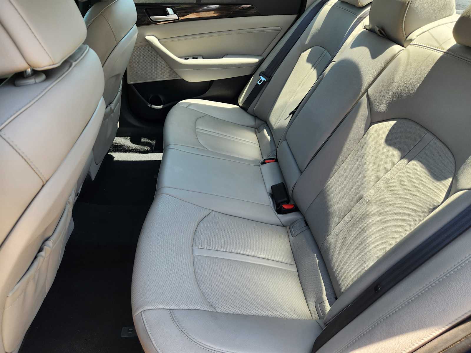Thumbnail: 2015 Hyundai Sonata - 13