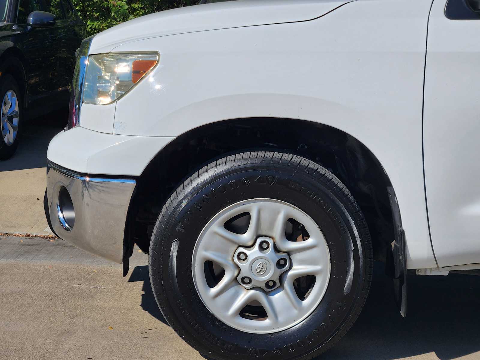 Thumbnail: 2011 Toyota Tundra - 8