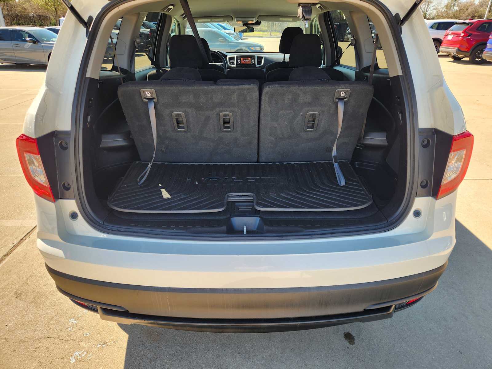 Thumbnail: 2019 Honda Pilot - 20