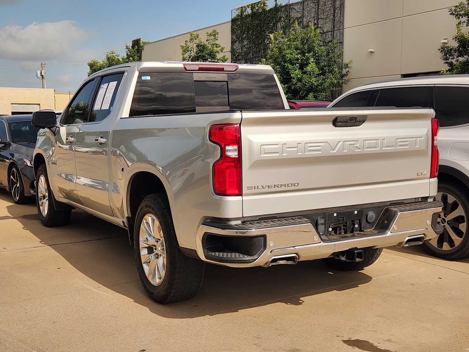 Thumbnail: 2020 Chevrolet Silverado 1500 - 5