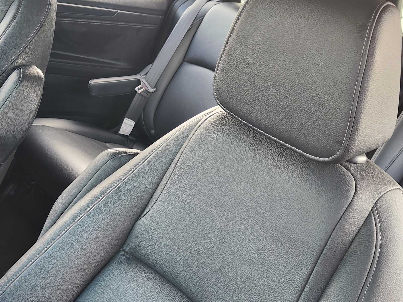 Thumbnail: 2023 Honda Odyssey - 25