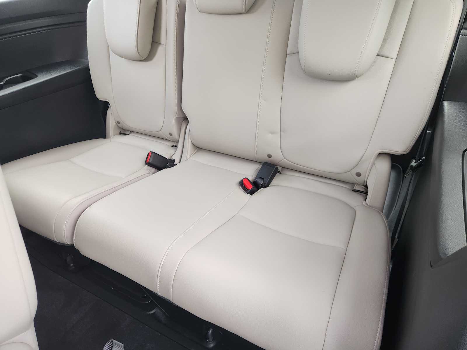 Thumbnail: 2026 Honda Odyssey - 14