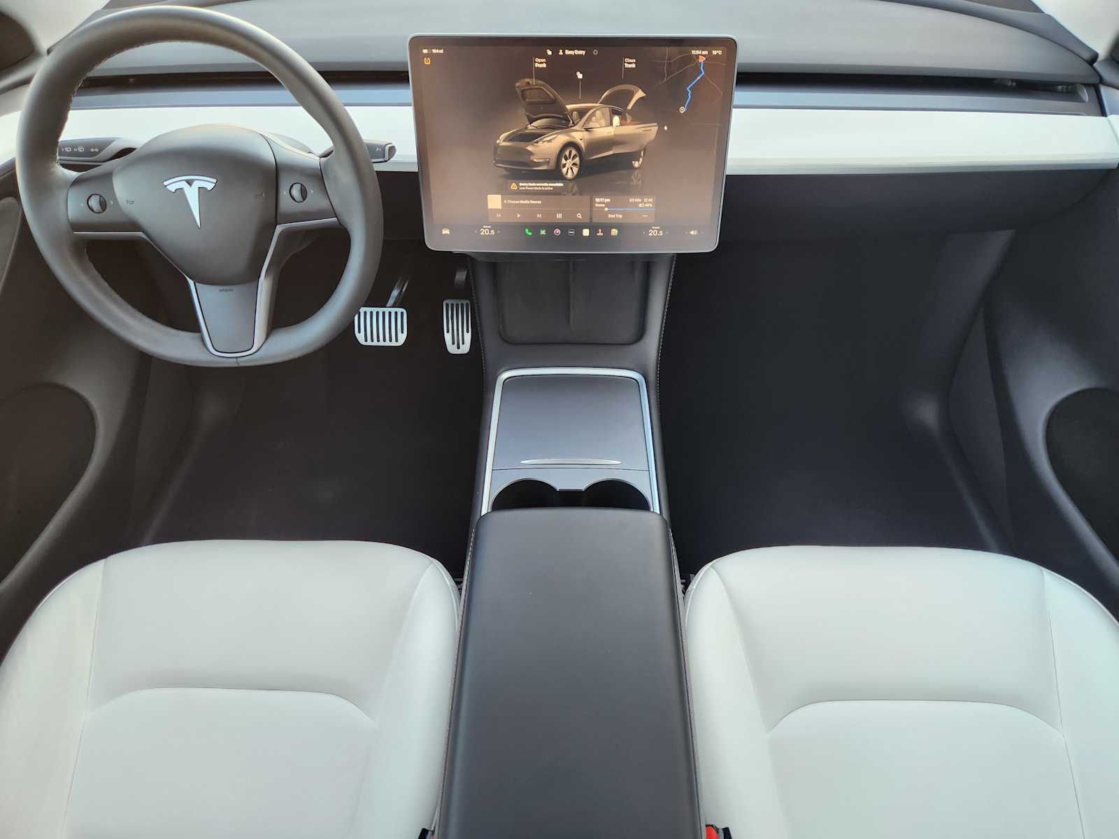 Thumbnail: 2023 Tesla Model Y - 10