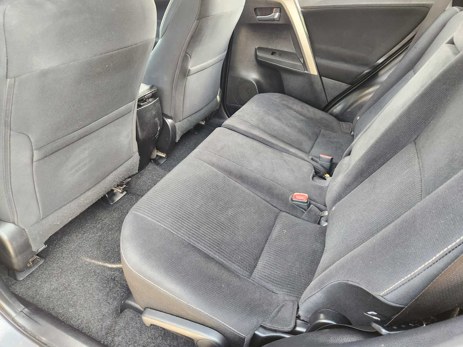 Thumbnail: 2014 Toyota RAV4 - 12