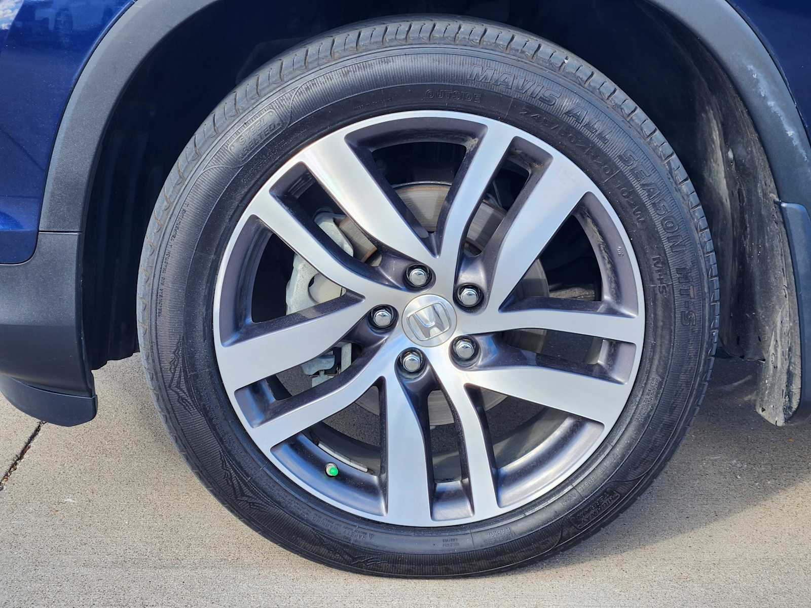 Thumbnail: 2018 Honda Pilot - 23