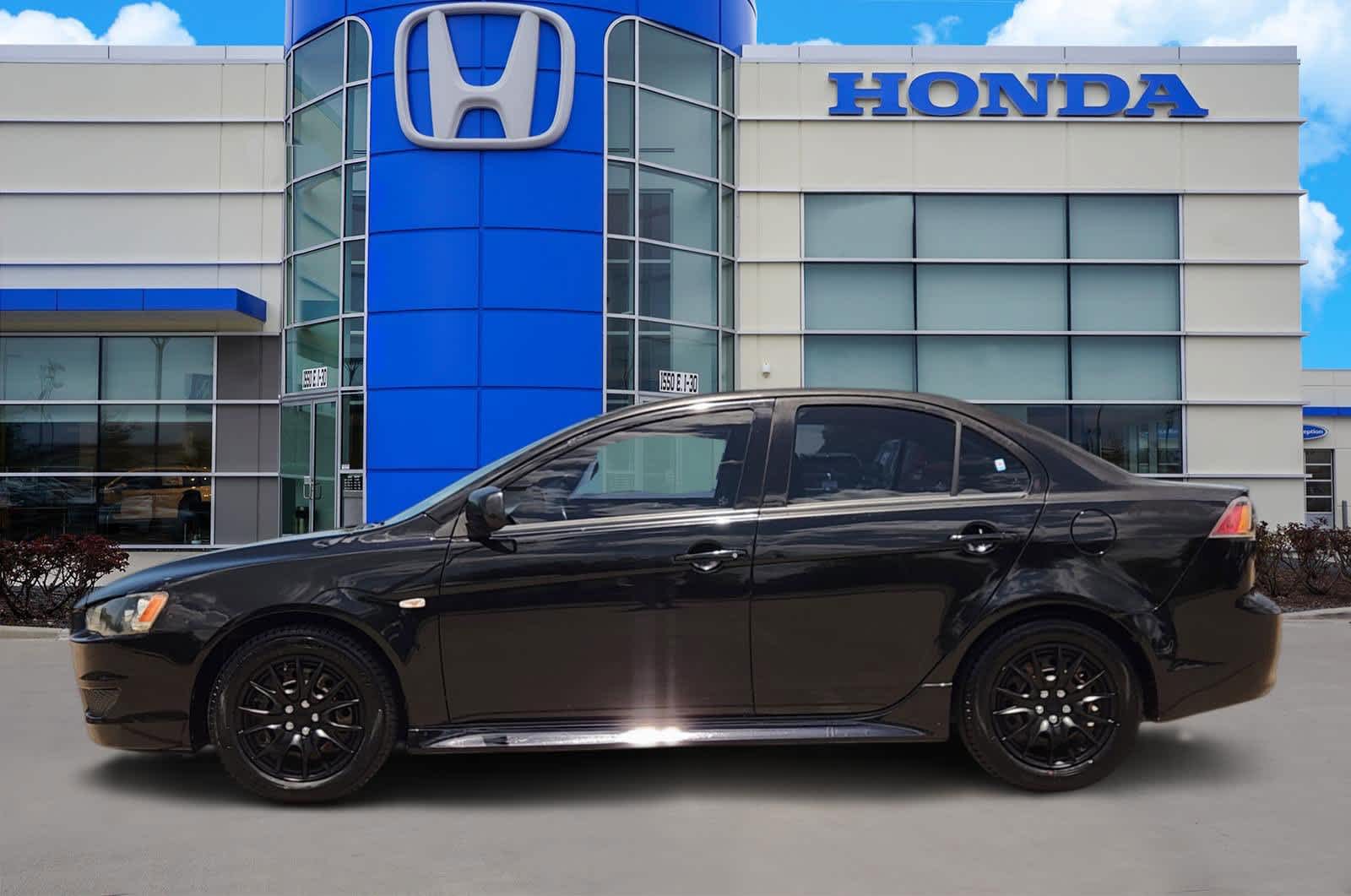 Thumbnail: 2011 Mitsubishi Lancer - 2