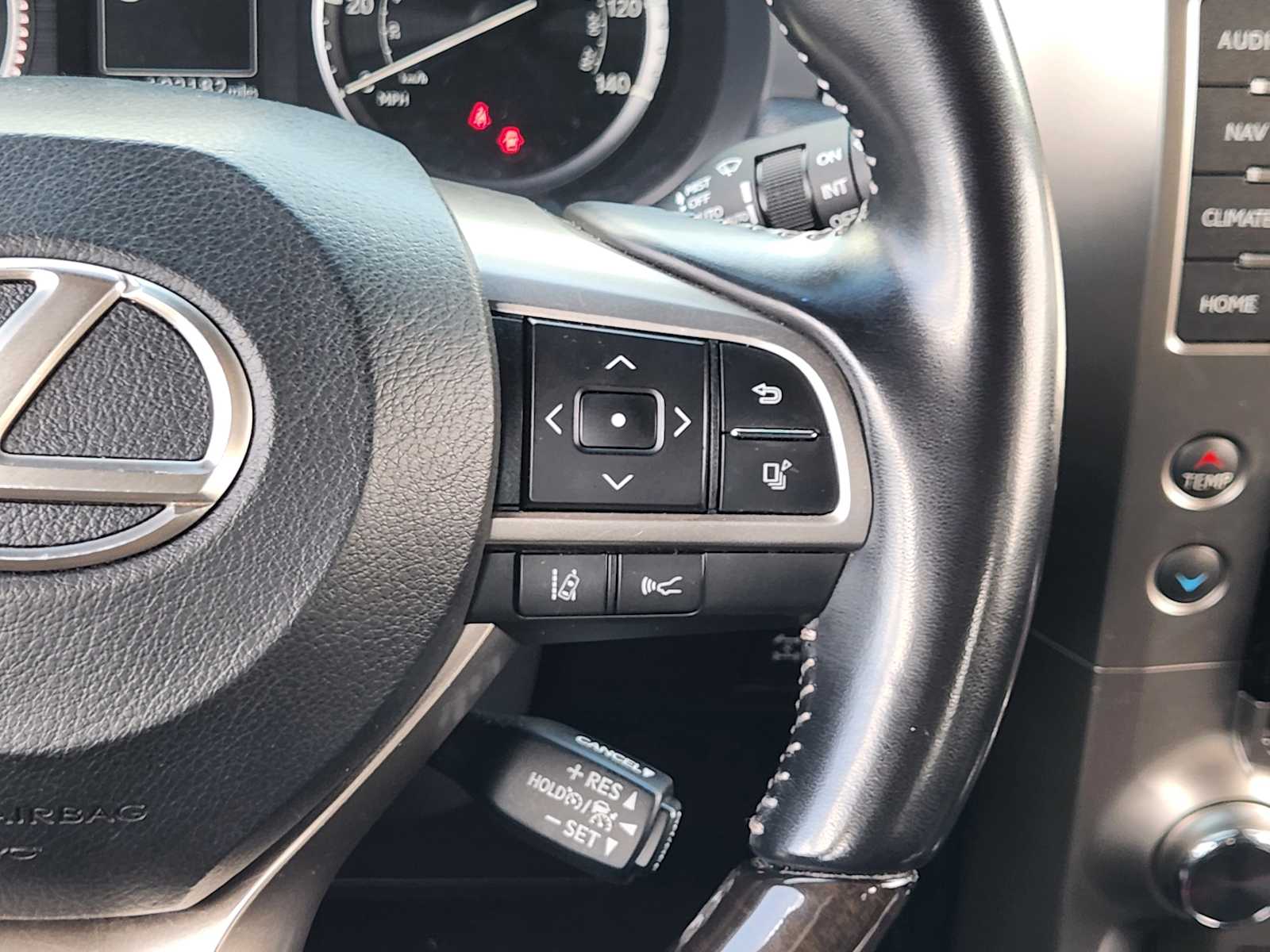 Thumbnail: 2021 Lexus GX - 33