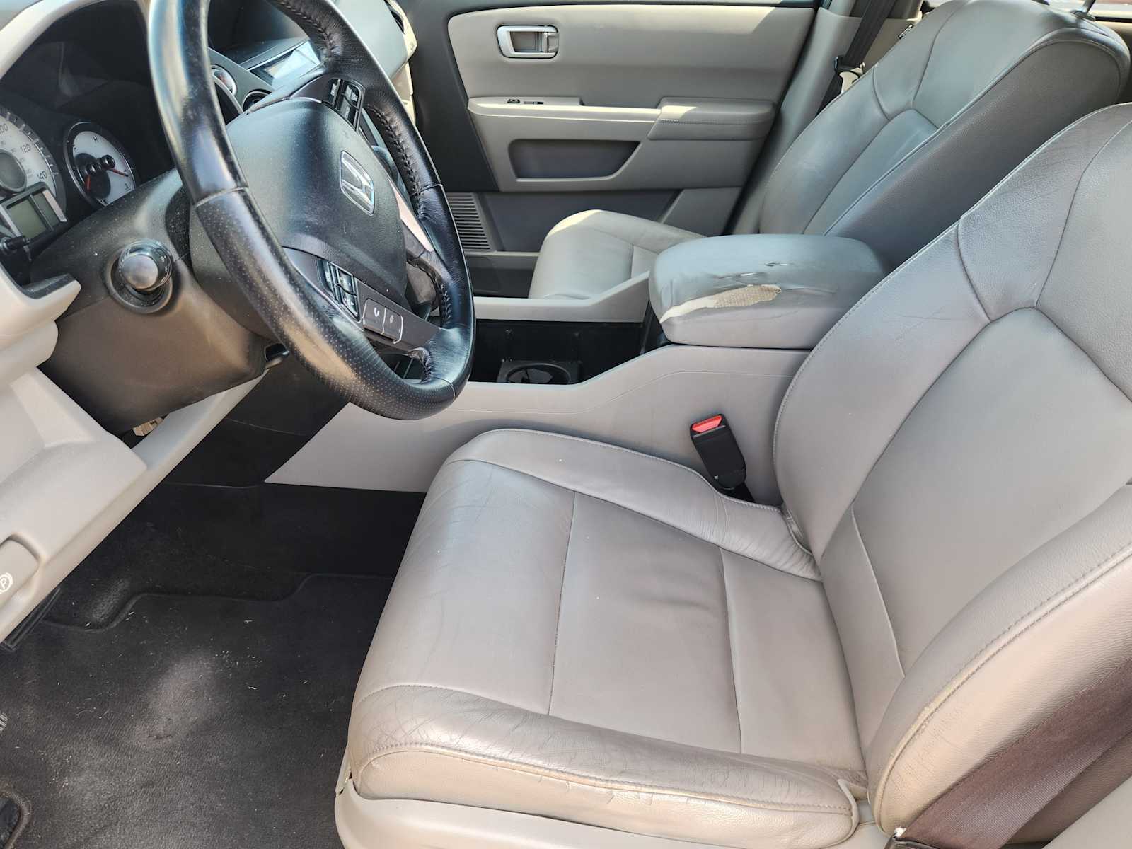 Thumbnail: 2012 Honda Pilot - 7