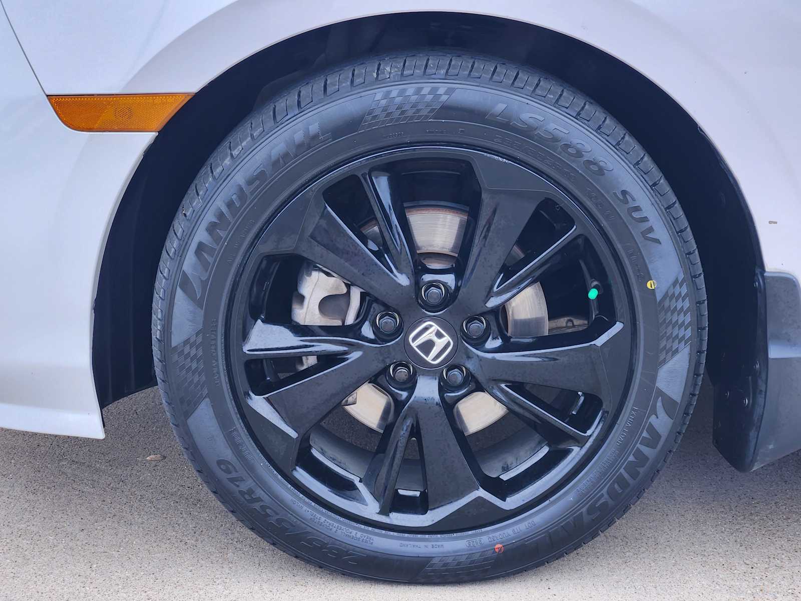 Thumbnail: 2023 Honda Odyssey - 23