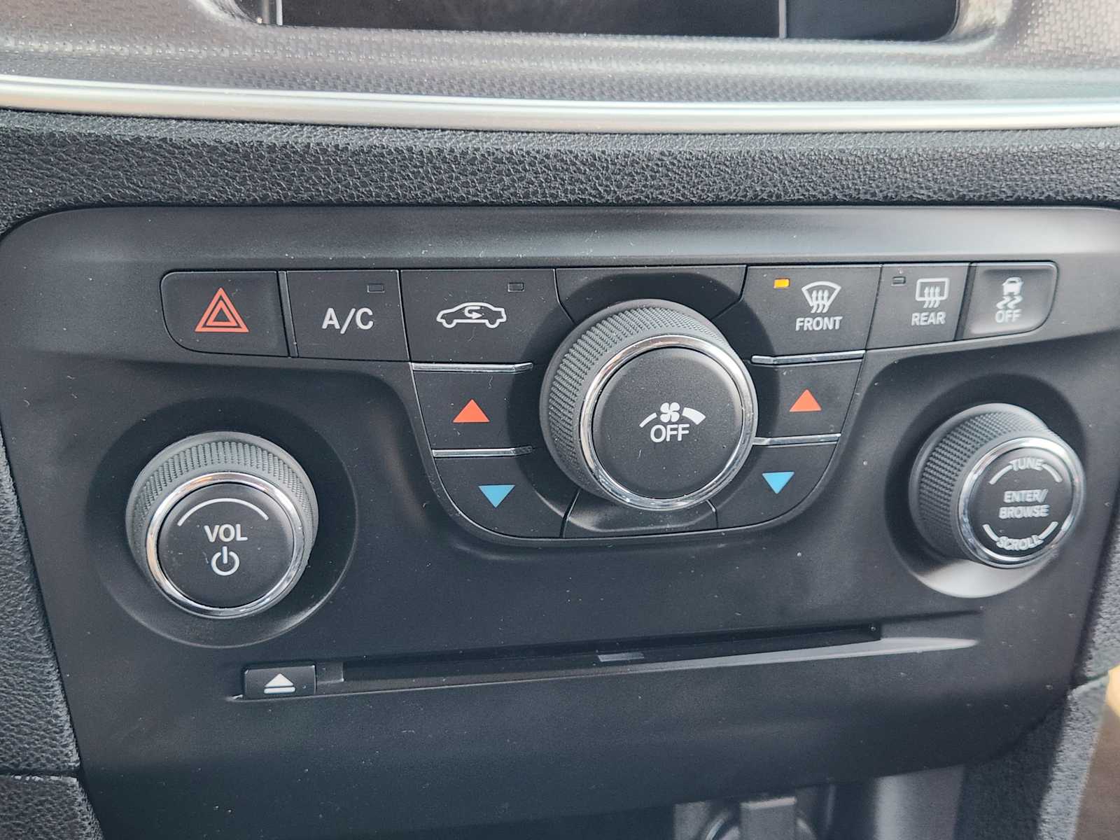 Thumbnail: 2013 Dodge Charger - 26