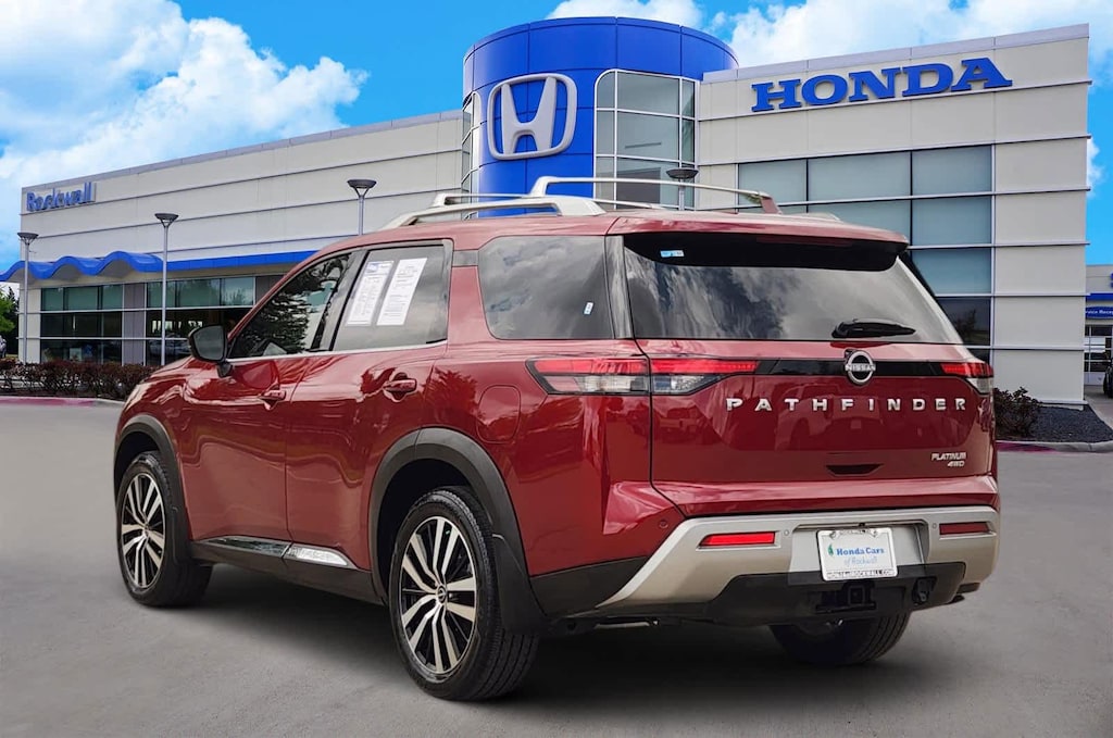 Used 2024 Nissan Pathfinder Platinum SUV