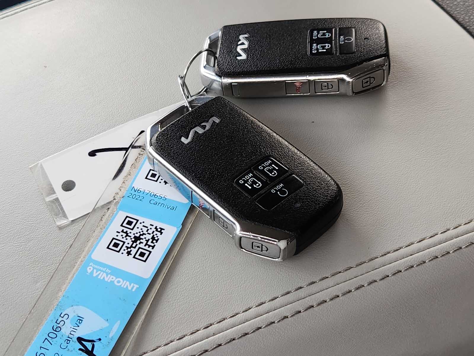 Thumbnail: 2022 Kia Carnival - 21