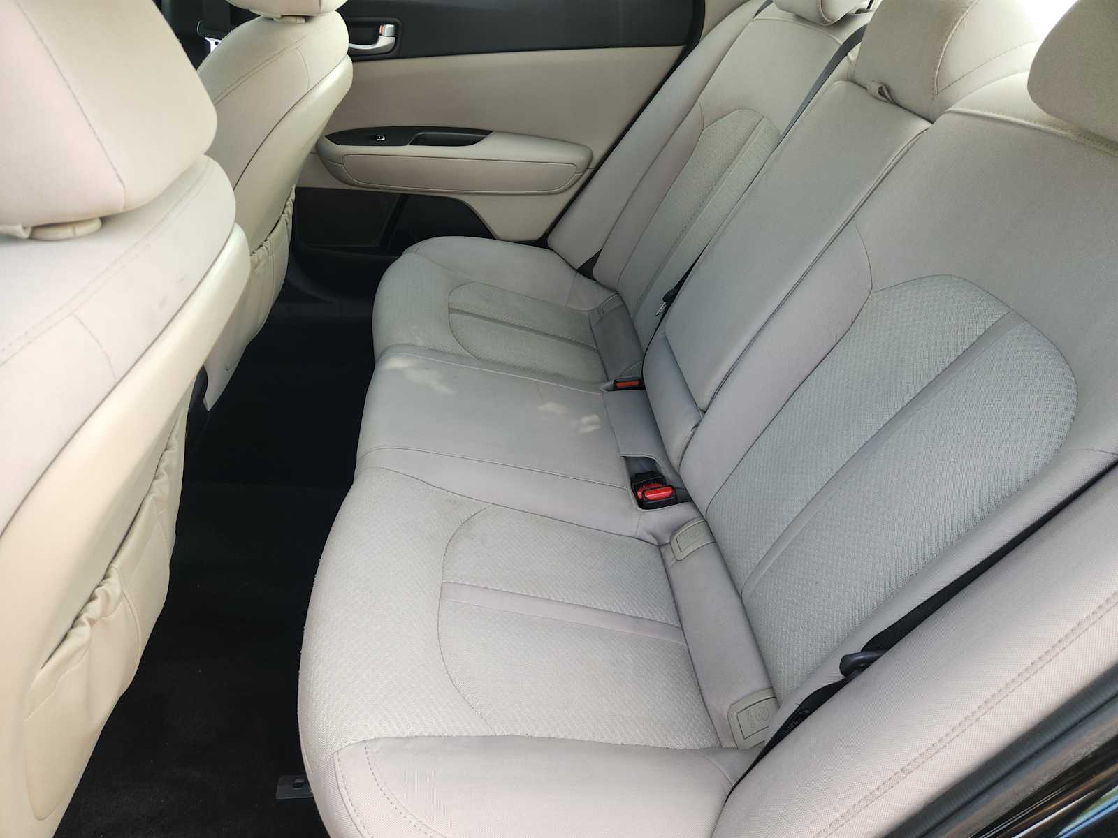 Thumbnail: 2018 Kia Optima - 13