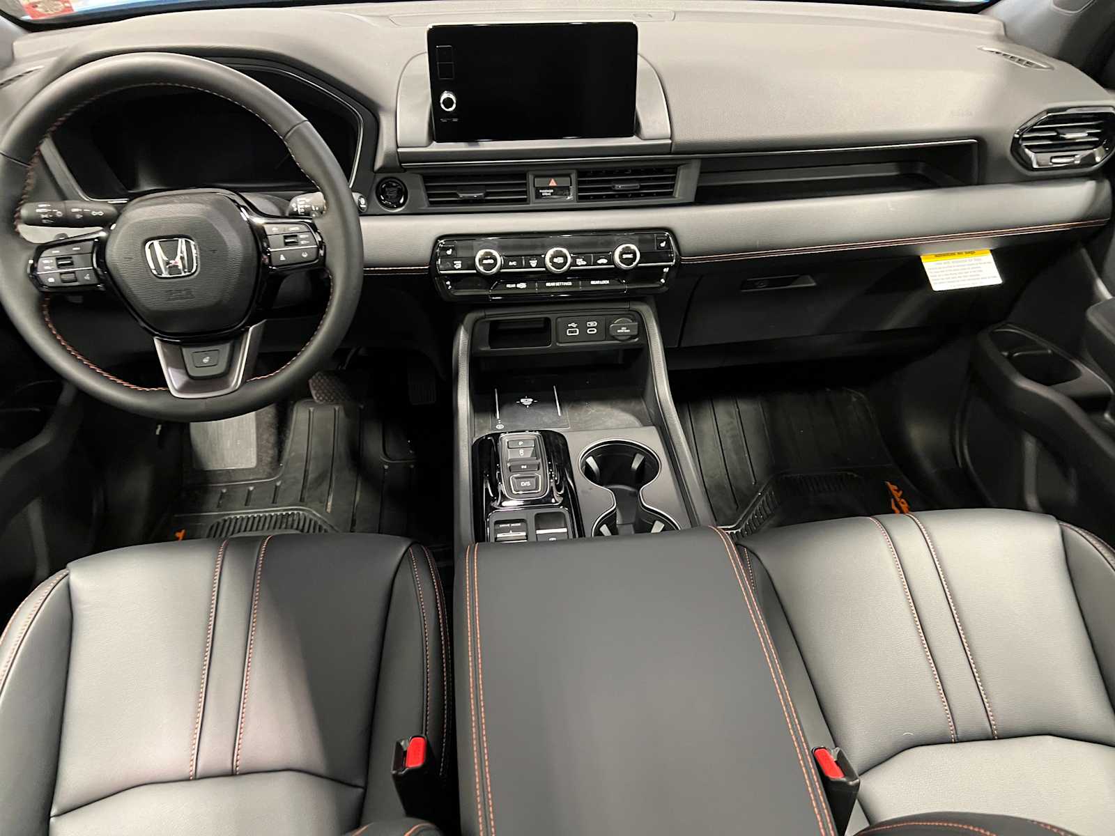 Thumbnail: 2025 Honda Pilot - 15