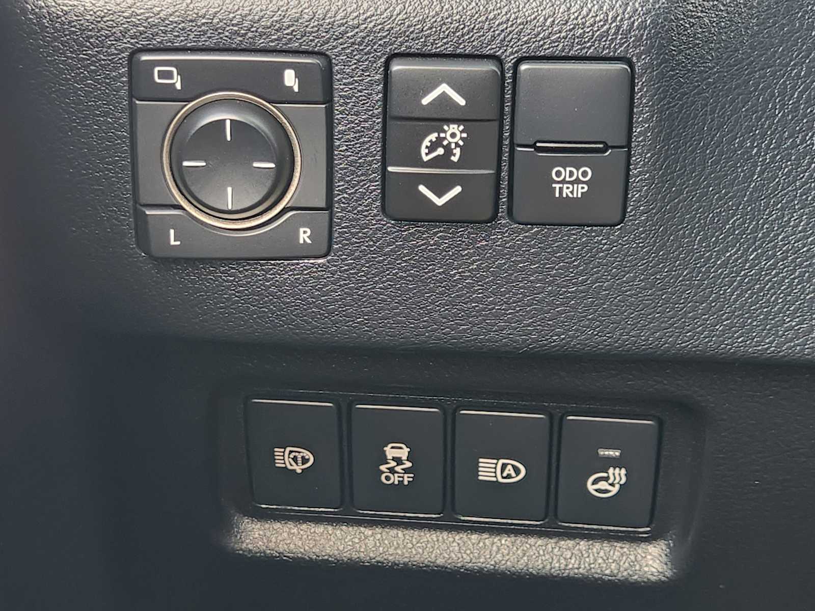 Thumbnail: 2021 Lexus GX - 27
