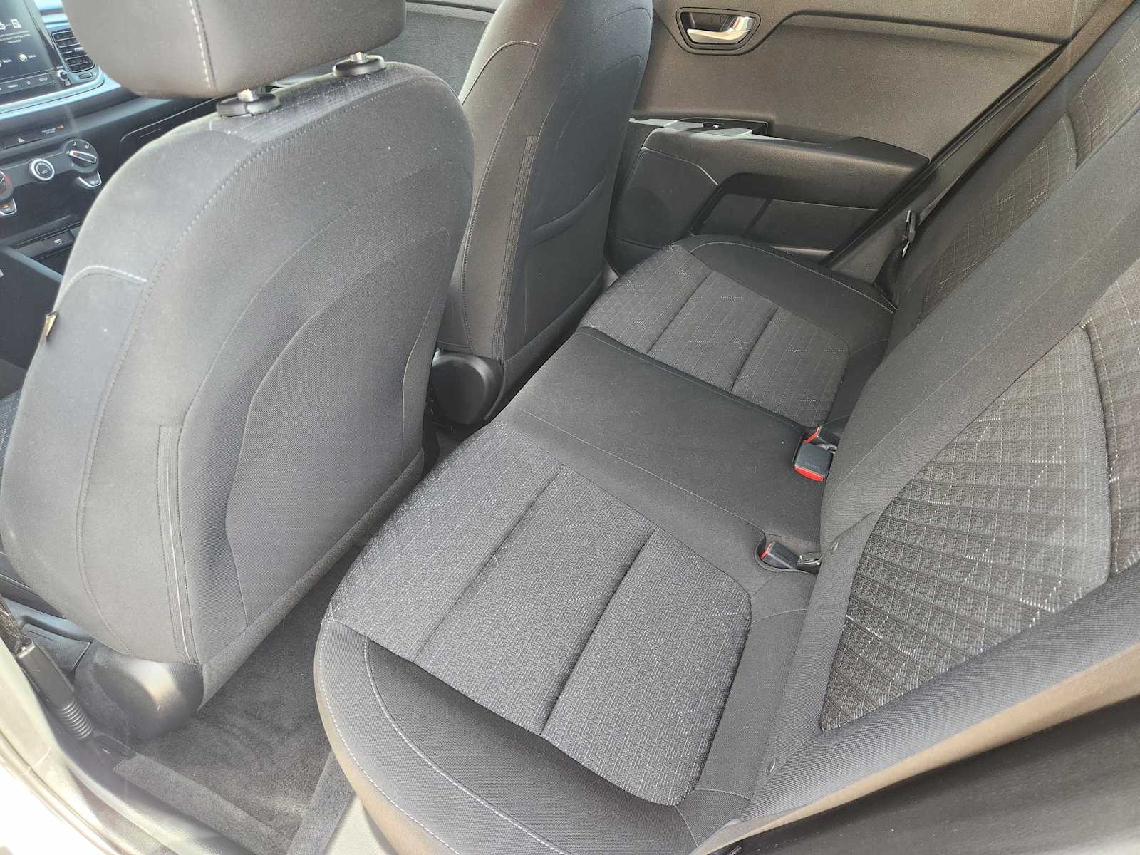 Thumbnail: 2023 Kia Rio - 12