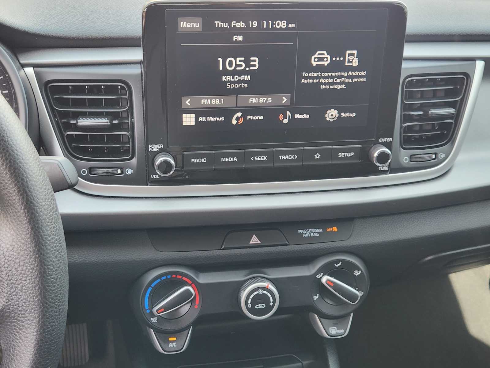 Thumbnail: 2023 Kia Rio - 16