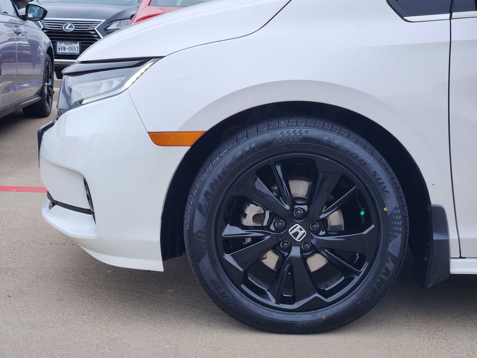 Thumbnail: 2023 Honda Odyssey - 8