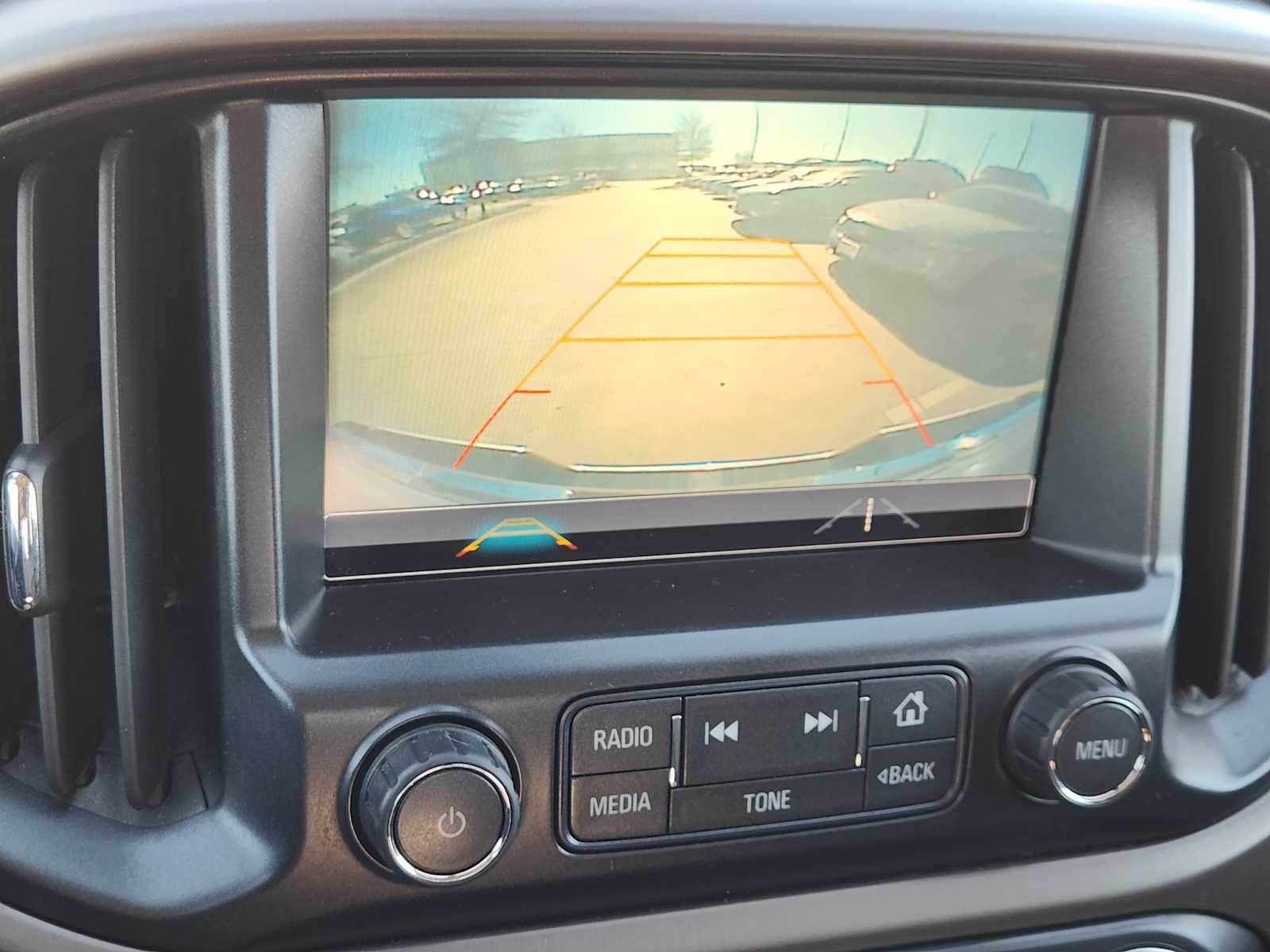 Thumbnail: 2018 GMC Canyon - 25