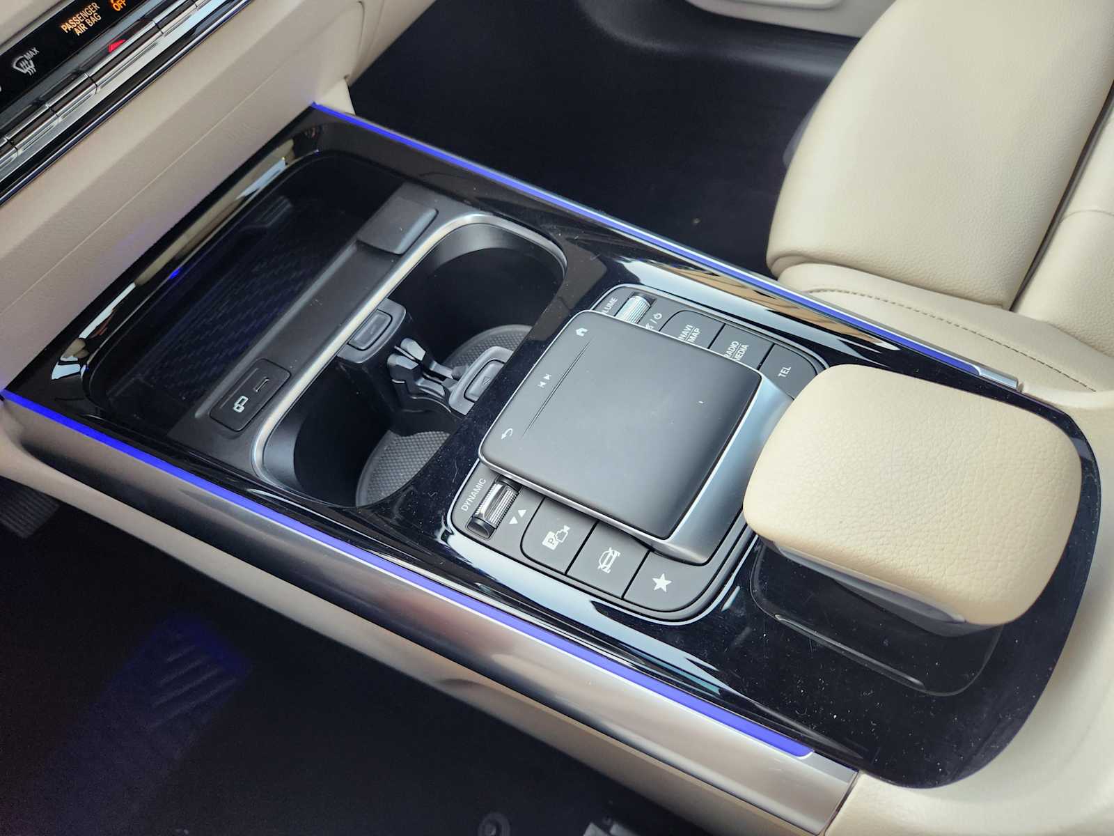 Thumbnail: 2021 Mercedes-Benz GLA - 17