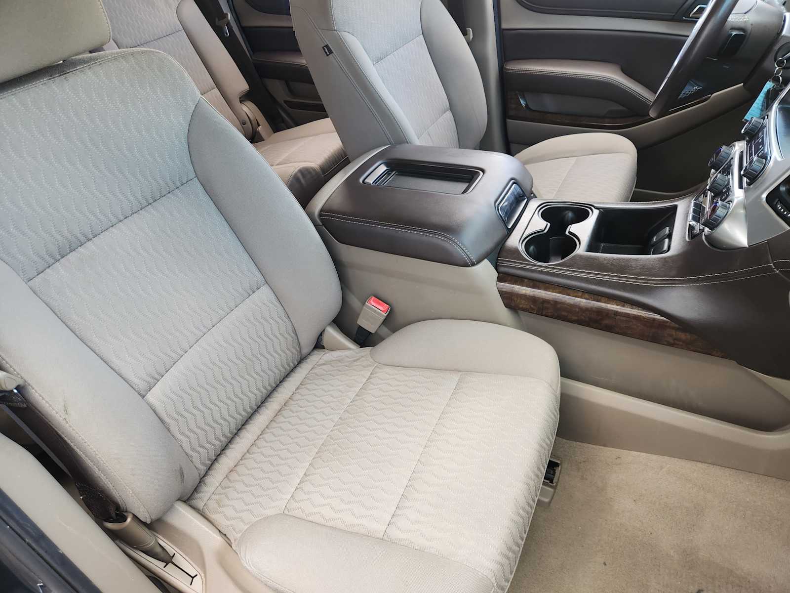 Thumbnail: 2019 Chevrolet Tahoe - 15