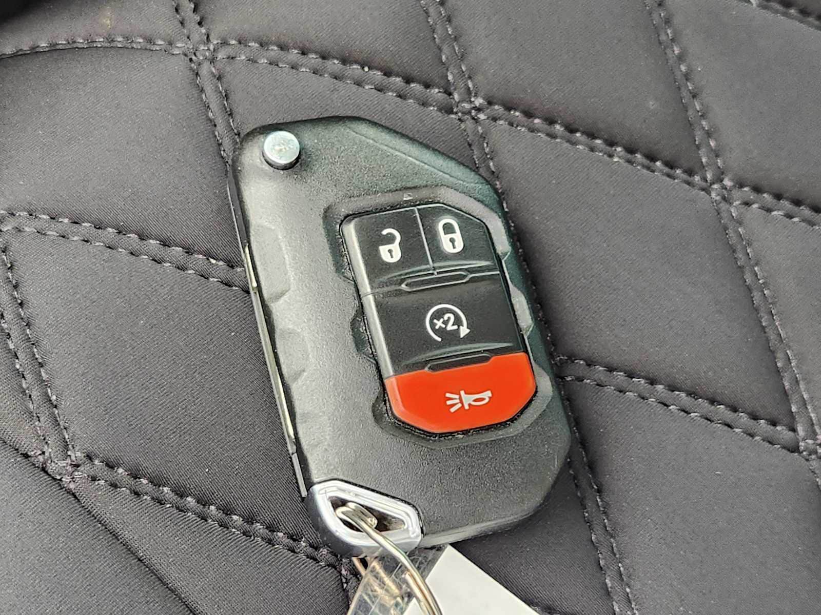 Thumbnail: 2020 Jeep Wrangler - 20