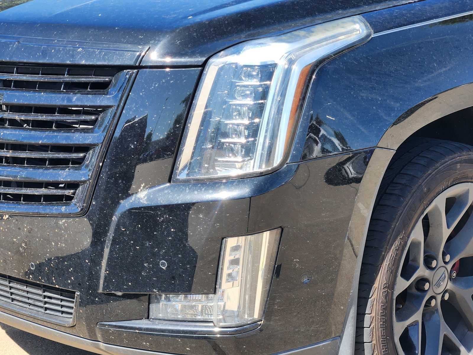 Thumbnail: 2017 Cadillac Escalade - 11