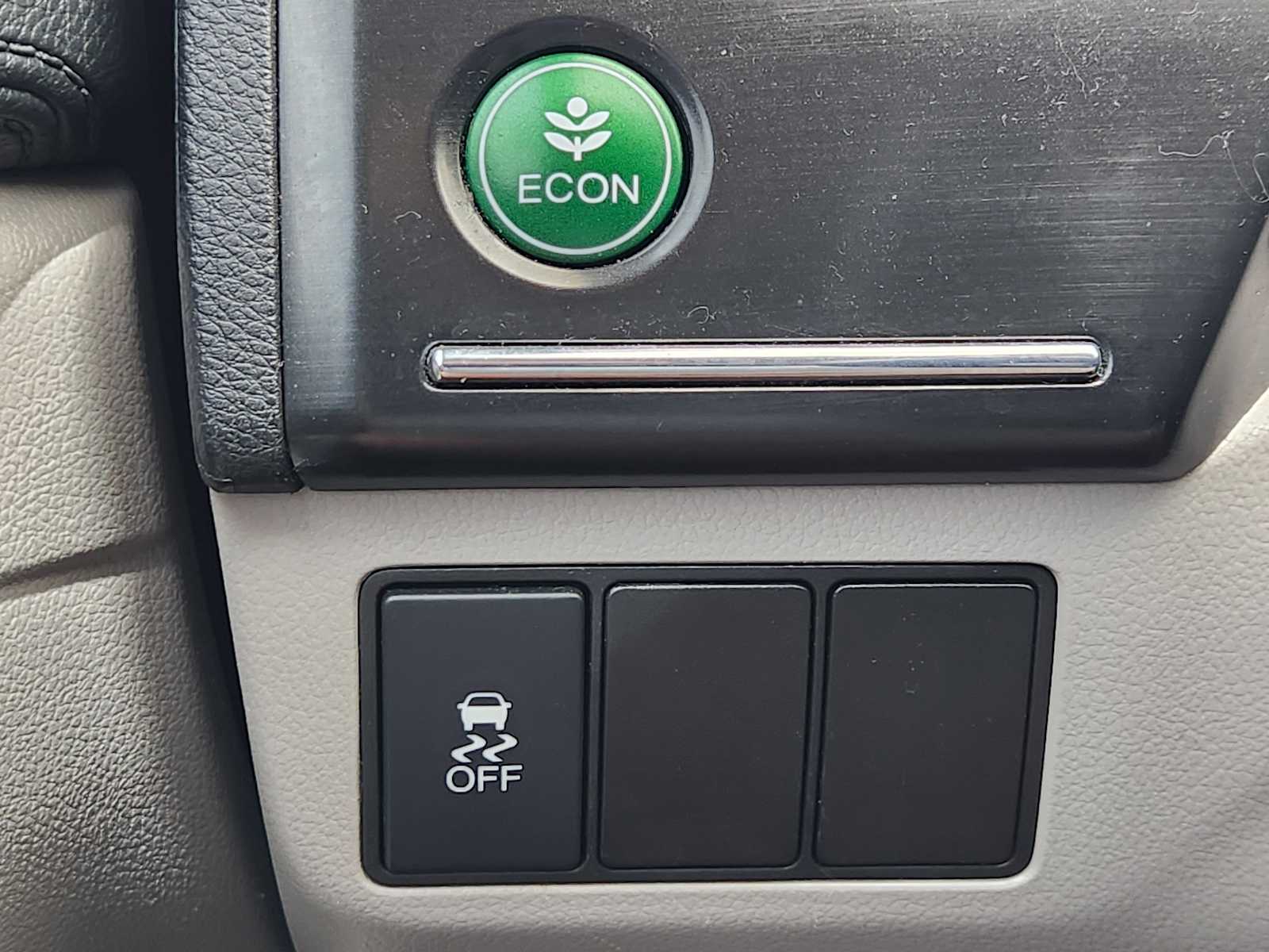 Thumbnail: 2015 Honda Civic - 26