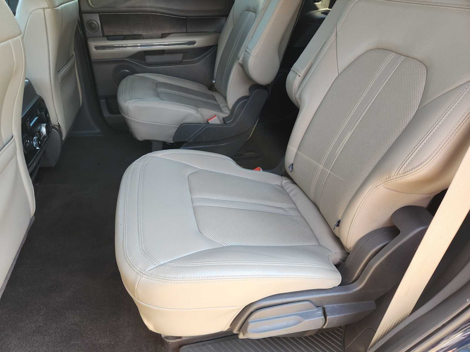 Thumbnail: 2021 Ford Expedition - 13