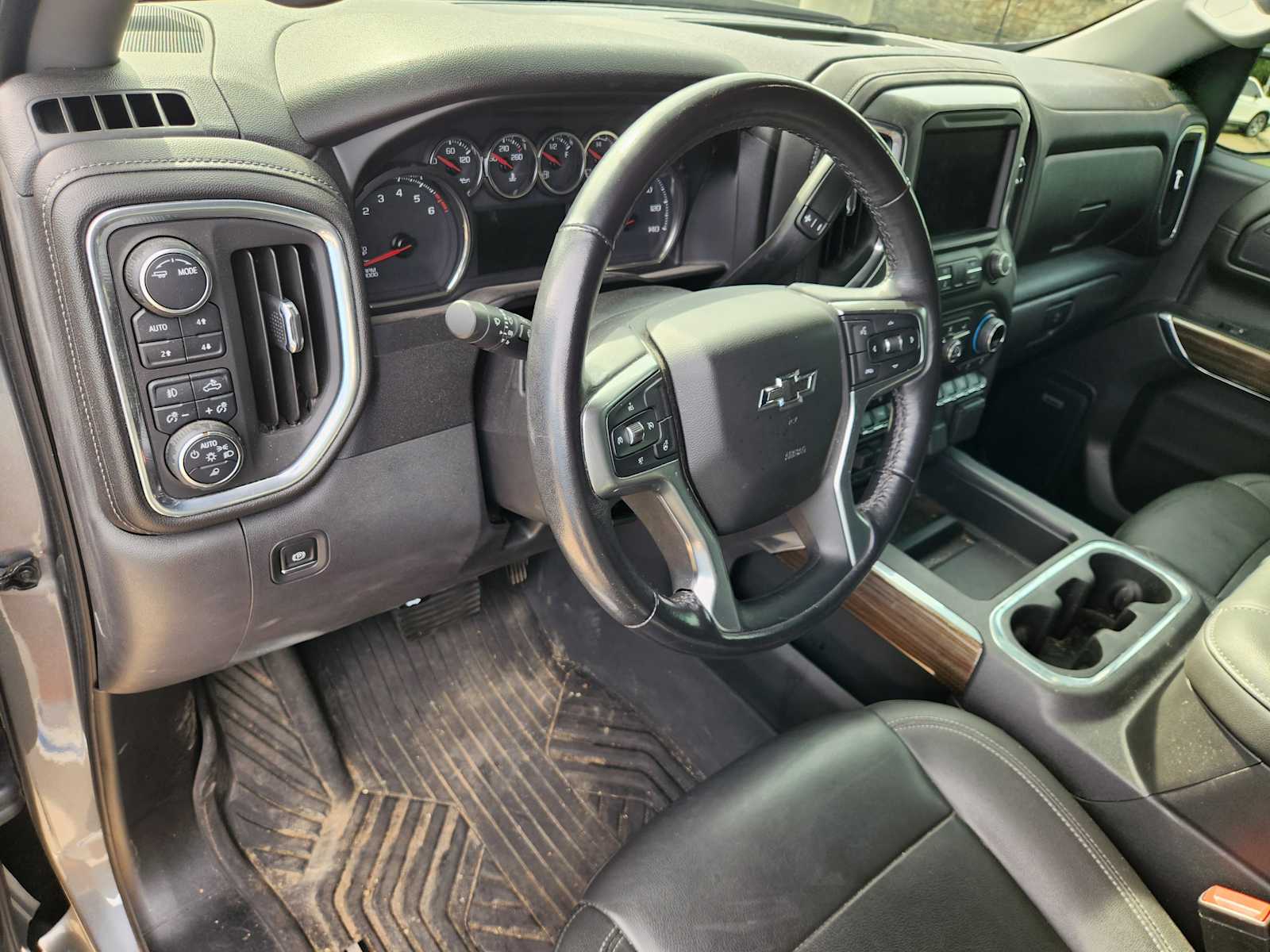 Thumbnail: 2021 Chevrolet Silverado 1500 - 8