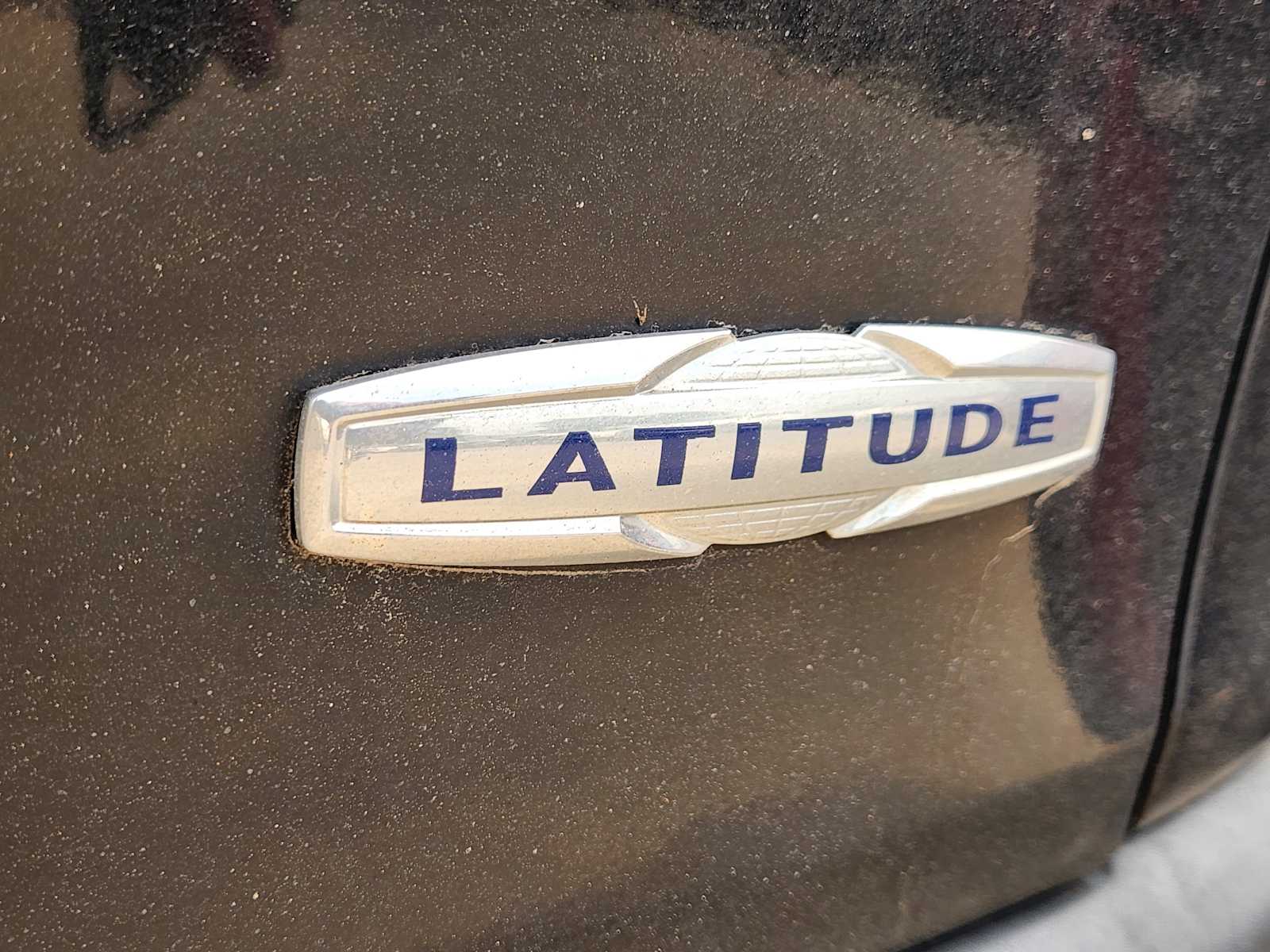 Thumbnail: 2018 Jeep Cherokee - 10