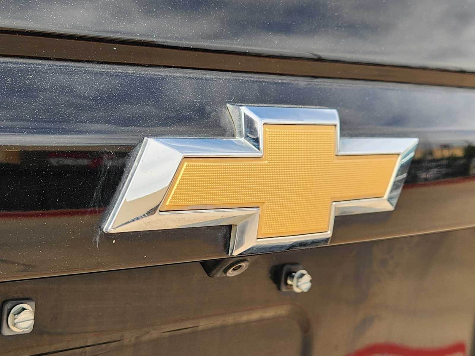 Thumbnail: 2017 Chevrolet Tahoe - 7